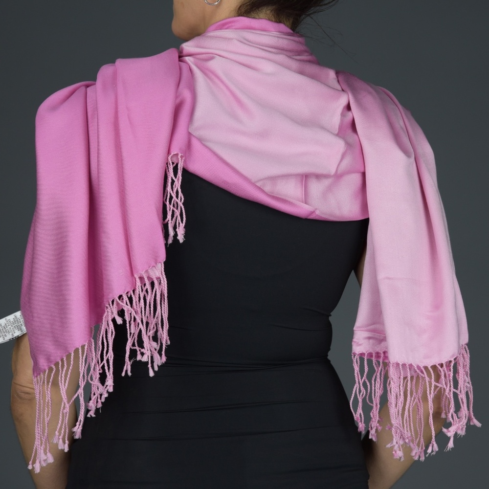 New Silk Pashmina style Pink Wrap - Picture 6 of 7
